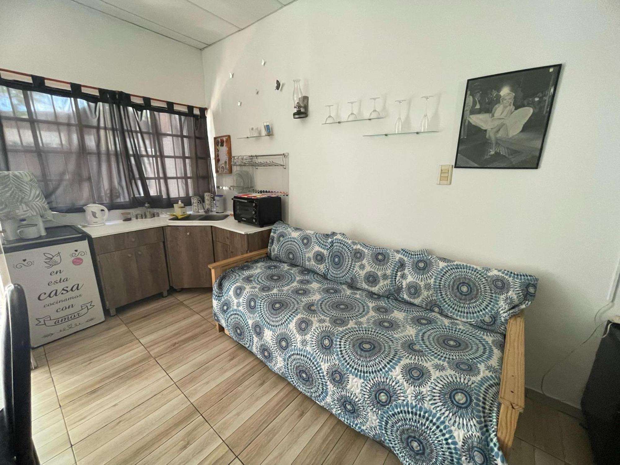 Ezeiza 2 Monoambiente Privado A 15 Minutos Del Aeropuerto Opcional Tranfer Desde Y Hacia El Aeropuerto De Ezeiza Las 24 Horas Pet Friendly Exteriör bild
